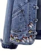 Jeansjacka med mandarinkrage och broderade fjärilar för dam